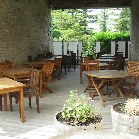 Du Vernay Hotel 3*